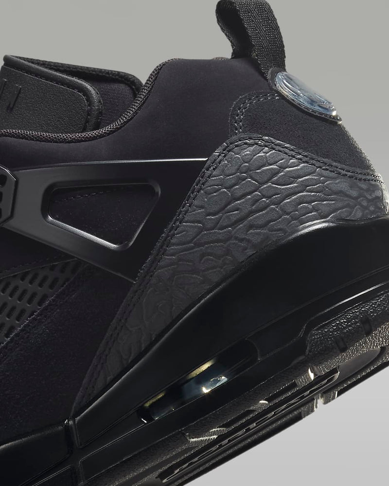 Jordan Spizike Low