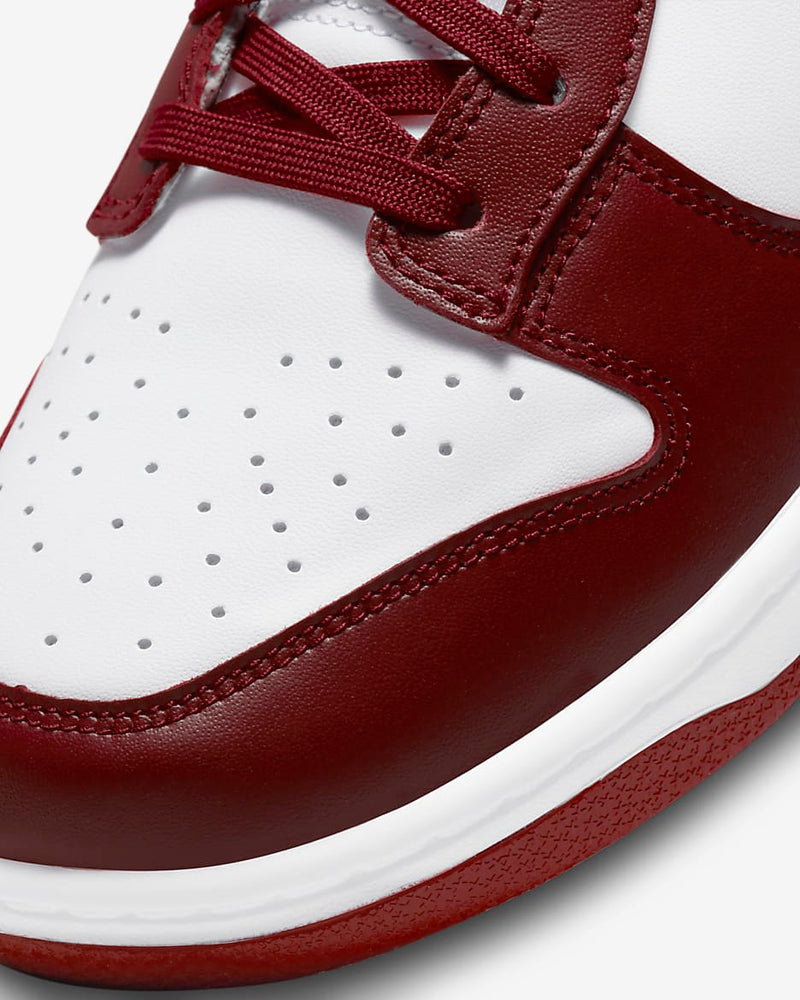 Nike Dunk Low Retro